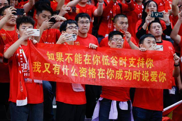 曼奇尼重返意大利男足：新征程的战术与故事